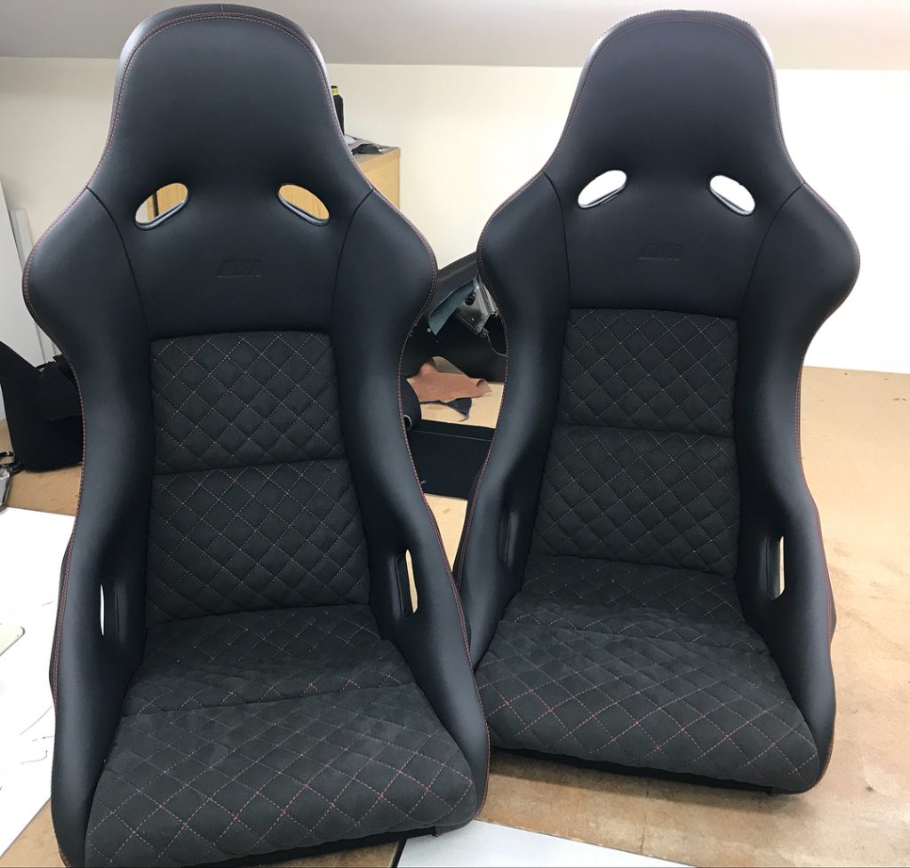 BMW M4 GTS CARBON FIBER RECARO SEATS WITH ALCANTARA PLAITED CENTERS
