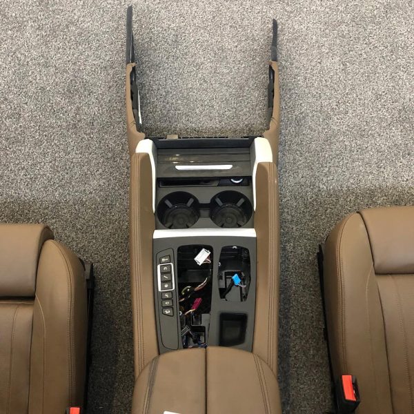 BMW X6M LUXURY VENTILATED COMPLETE INTERIOR SEATS WITH DOOR PANELS AND ARM REST - Image 5