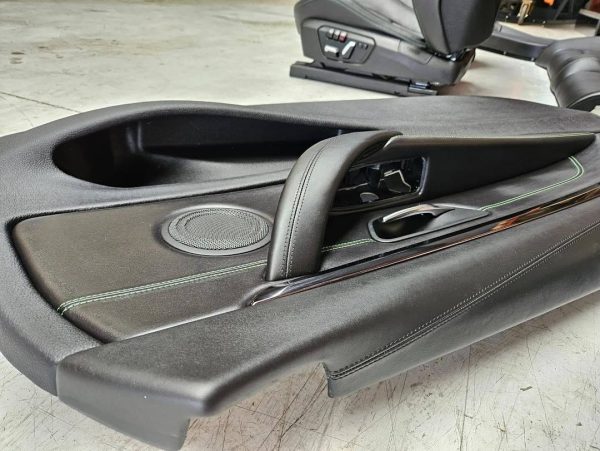 BMW F82 M4 COMPETITION INTERIOR SET-UP FOR SALE - Image 6